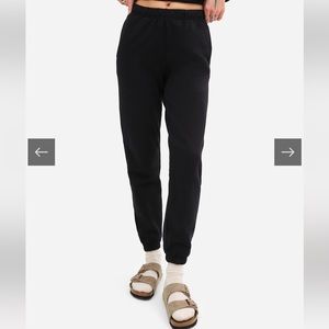 MATE THE LABEL Organic Fleece Relaxed Pocket Sweatpant - JET BLACK